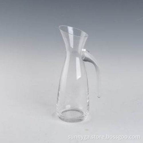 Clear Decanter with Ci Handle